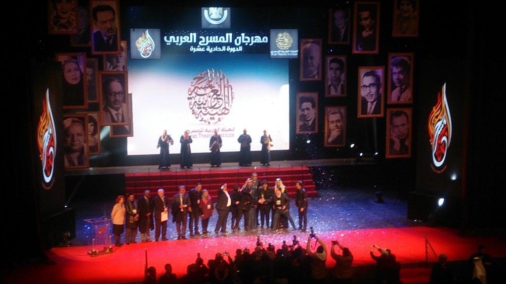 الطوق والاسورة أفضل مسرحية عربية