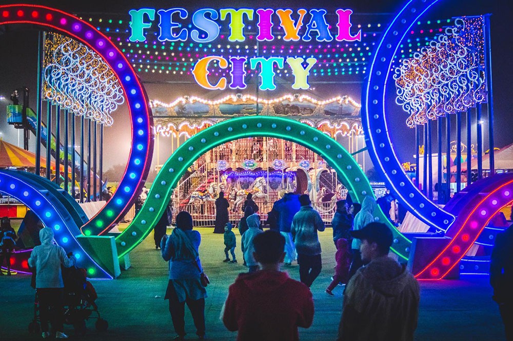 إقبال كبير على مدينة  "Festival City" بحلبة البحرين الدولية ضمن مهرجان البحرين تتسوق