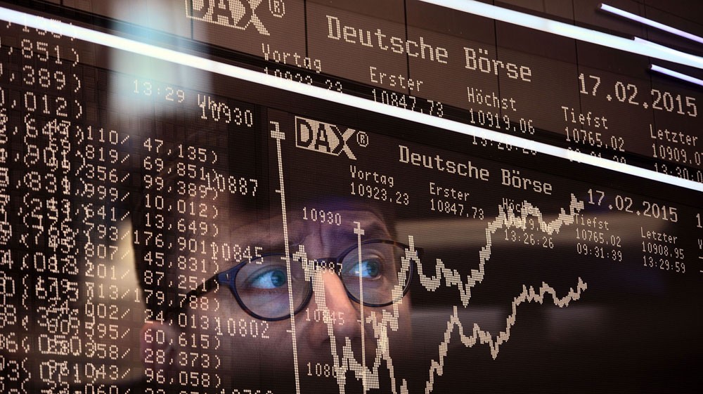  الأسهم الأوروبية تغلق منخفضة بعد بيانات صينية ضعيفة