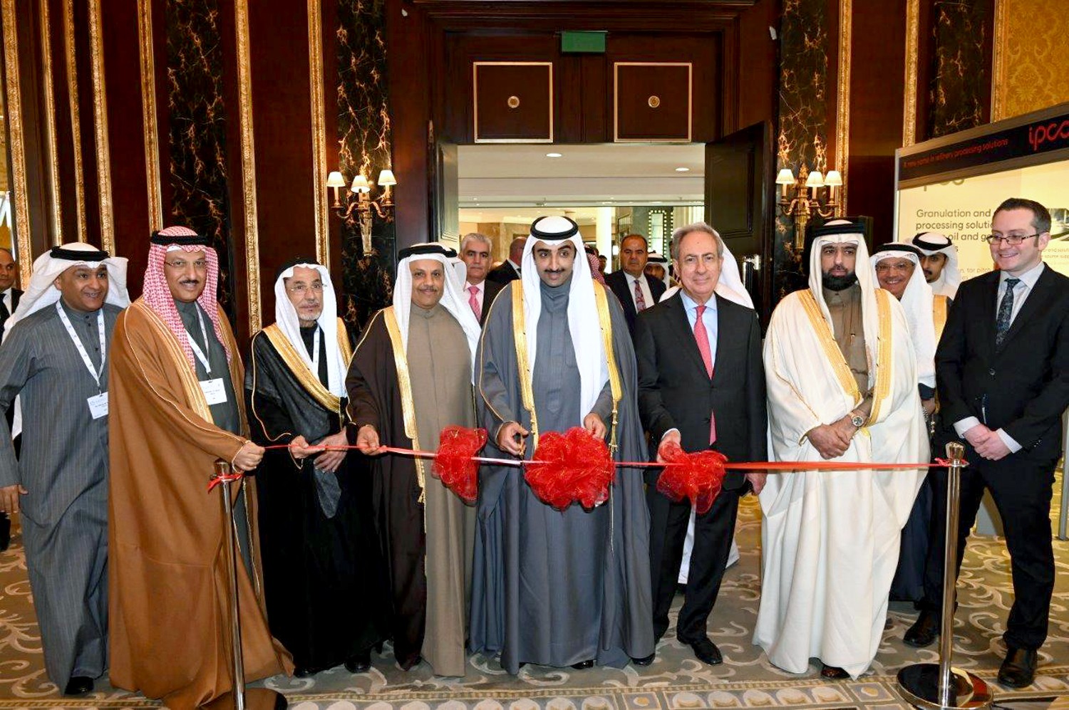 وزير النفط يفتتح النسخة الثالثة من فعاليات مؤتمر ومعرض الشرق الأوسط  لتكنولوجيا التكرير