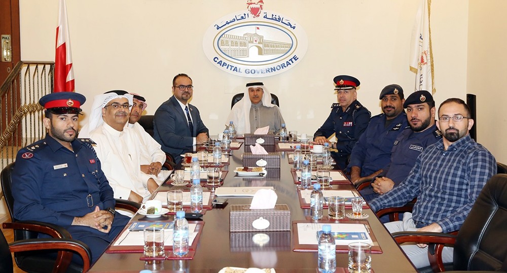 اللجنة الأمنية بمحافظة العاصمة تبحث تعزيز الوعي المجتمعي تجاه المخدرات
