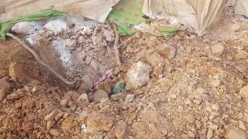 اليمن.. قصف حوثي على مخيم للنازحين بحرض ومقتل 7