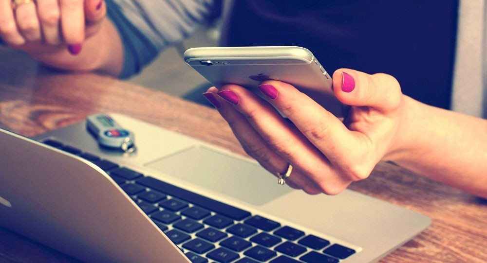أحد مبتكري الإنترنت يكشف عن التهديد الرئيس للشبكة