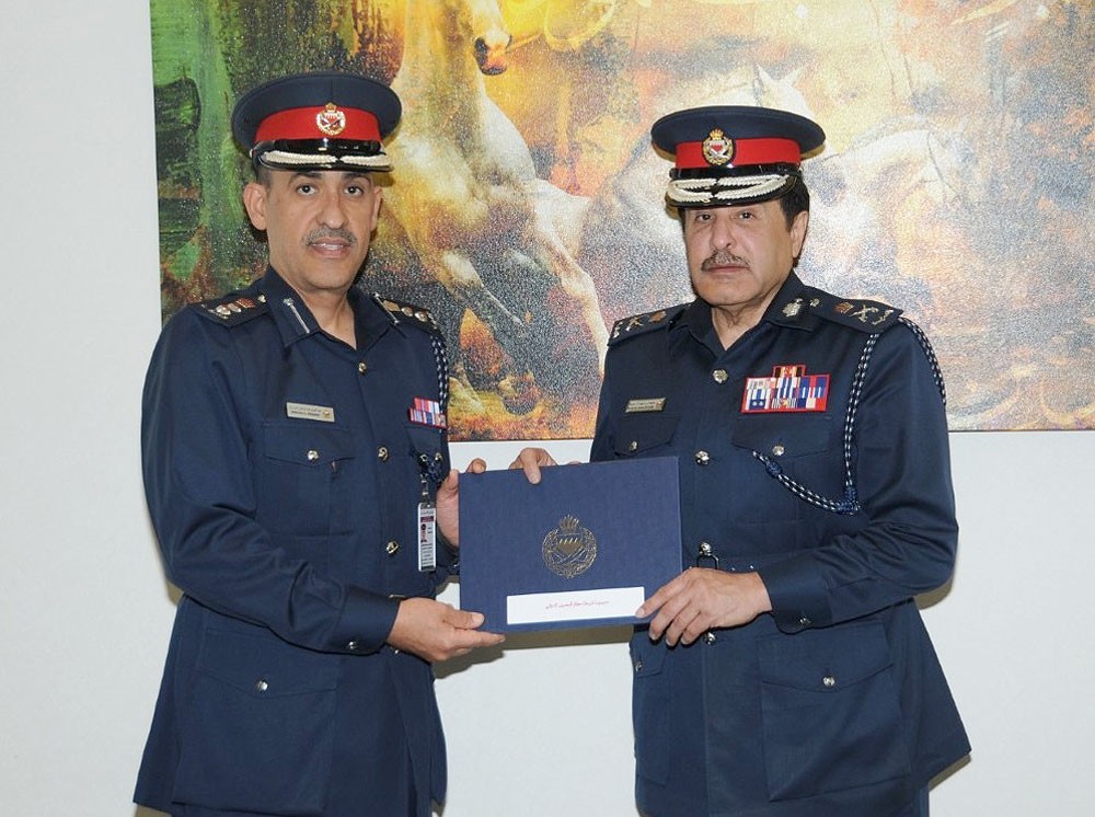 نائب المفتش العام يشيد بجهود مديرية شرطة المطار وإحرازها شهادة نظام إدارة الجودة