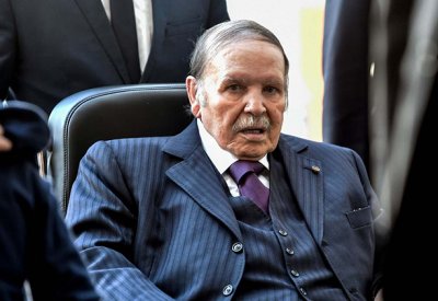 انتخابات الجزائر.. أحزاب تقاطع وأخرى تدعم بوتفليقة