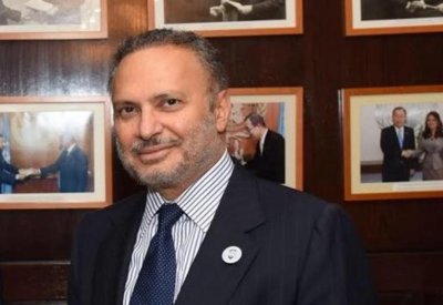 قرقاش مرحباً بالبابا وشيخ الأزهر: "قيمة إنسانية عظيمة"