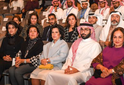 رئيسة هيئة البحرين للثقافة والآثار تفتح فعاليات مهرجان أوال المسرحي الثاني عشر