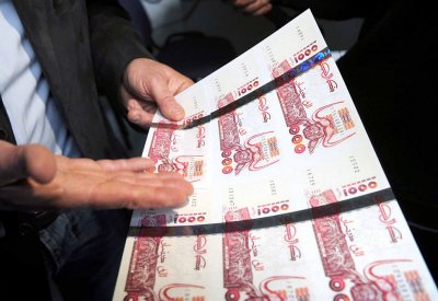 الجزائر.. البنك المركزي يطرح أوراقا نقدية جديدة مضادة للتزوير