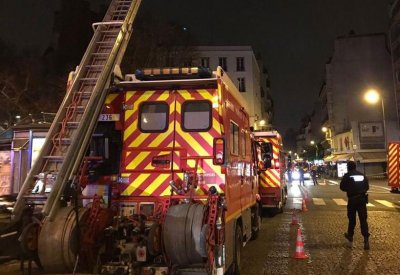 8 قتلى في حريق بمنطقة راقية في باريس.. واعتقال امرأة