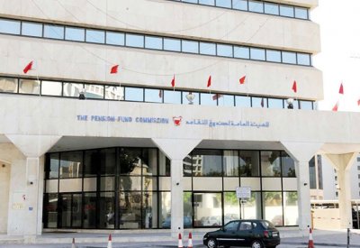 صرف مستحقات الدفعة الأولى من المتقاعدين اختيارياً