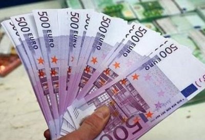 اليورو ينخفض بعد تجدد مخاوف الركود بفعل بيانات ألمانية ضعيفة