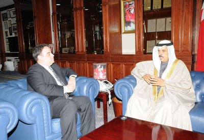 وزير التربية يطلع النائب العشيري على المشروعات التعليمية