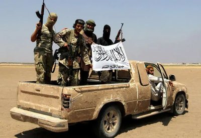 روسيا تلوح بعملية في إدلب.. وأنباء عن خطة تركية للنصرة