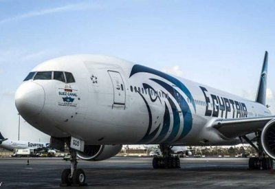  "مصر للطيران" تبدأ في سداد مديونياتها