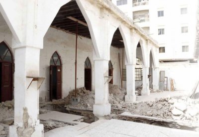 النفيعي يثمن توجيه رئيس الوزراء بإعادة بناء جامع المهزع