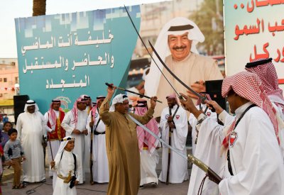 سمو رئيس الوزراء يعرب عن عميق شكره لابناء شعب البحرين 