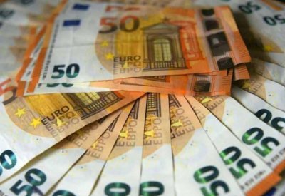 بيانات التجارة الصينية تدعم اليورو