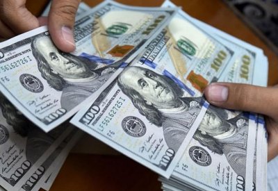 الدولار يتعافى.. وعملات الملاذ الآمن تحقق مكاسب