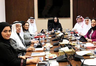 خدمات الشورى ترفع تقريرها بشأن تعديل قانون التعليم لهيئة مكتب المجلس