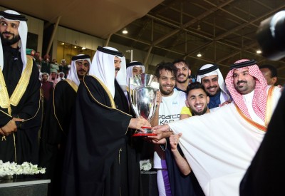 جلالة الملك يتوج الرفاع بطلاً لكأس جلالته لكرة القدم