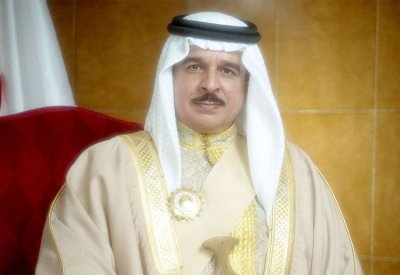الملك يترأس وفد البحرين إلى أعمال القمة العربية الأوربية الأولى