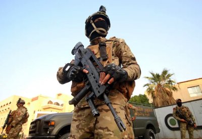 سوريا الديمقراطية تسلم 20 من "الدواعش" الأجانب للعراق