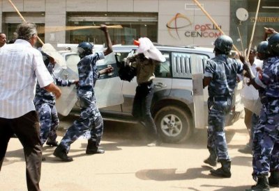 السودان: مظاهرات حاشدة.. وتعزيزات أمنية وسط الخرطوم