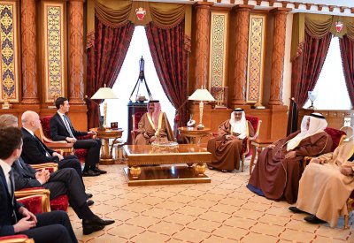 جلالة الملك يستقبل كبير مستشاري الرئيس الأمريكي