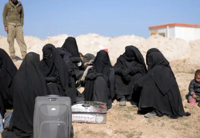 بعد نحر داعش لـ50 أسيرة إيزيدية.. ناشط يكشف الخبايا