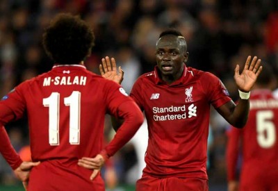 ماني وصلاح في سباق إلى التاريخ أمام "الدبابير"
