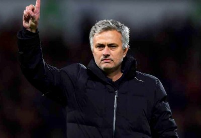 مورينيو "في طريق العودة" إلى ريال مدريد