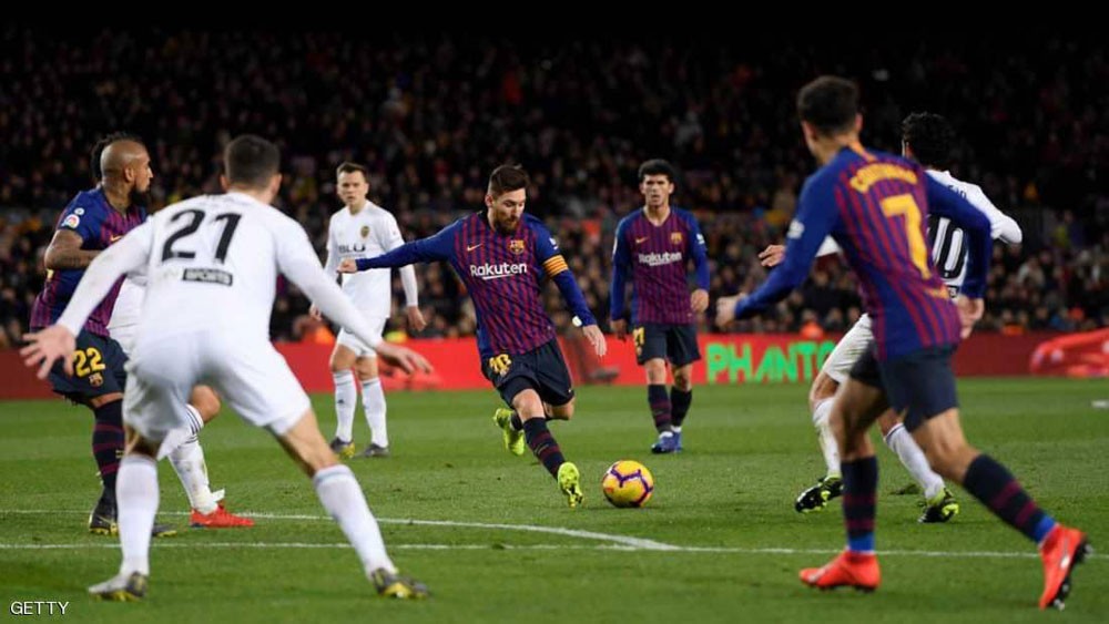  ميسي ينقذ برشلونة من "خفافيش فالنسيا"
