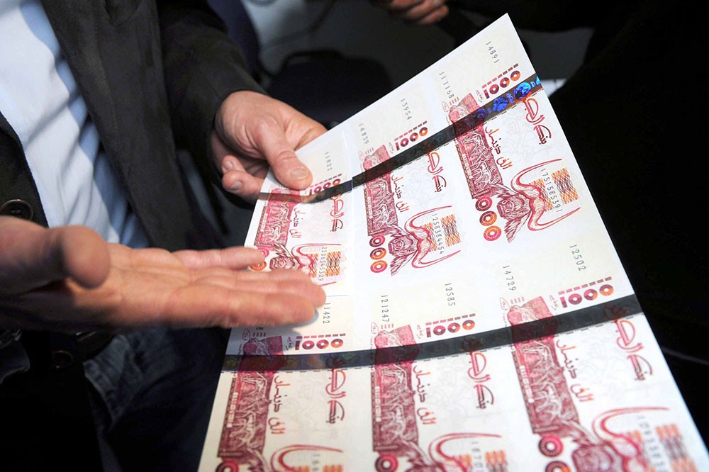 الجزائر.. البنك المركزي يطرح أوراقا نقدية جديدة مضادة للتزوير