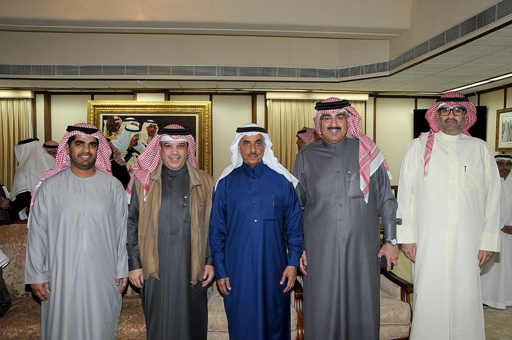 السفير السعودي لـ"البلاد" : الزيارات الرسمية تؤكد عمق العلاقات الاخوية الراسخة التي تربط البلدين الشقيقين