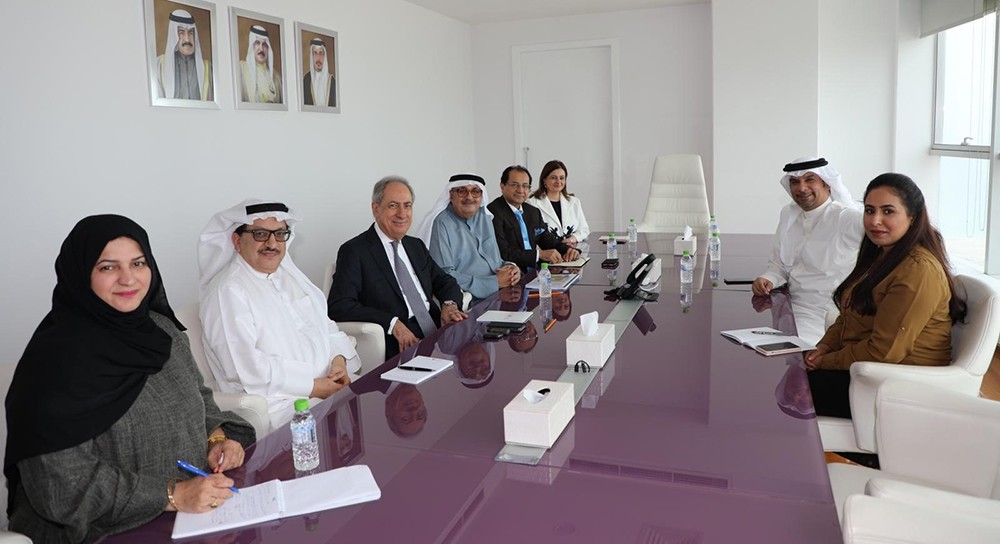 بن دينه يبحث مع رئيس لجنة الصناعة والطاقة التابعة للغرفة التعاون لنشر ثقافة الطاقة النظيفة