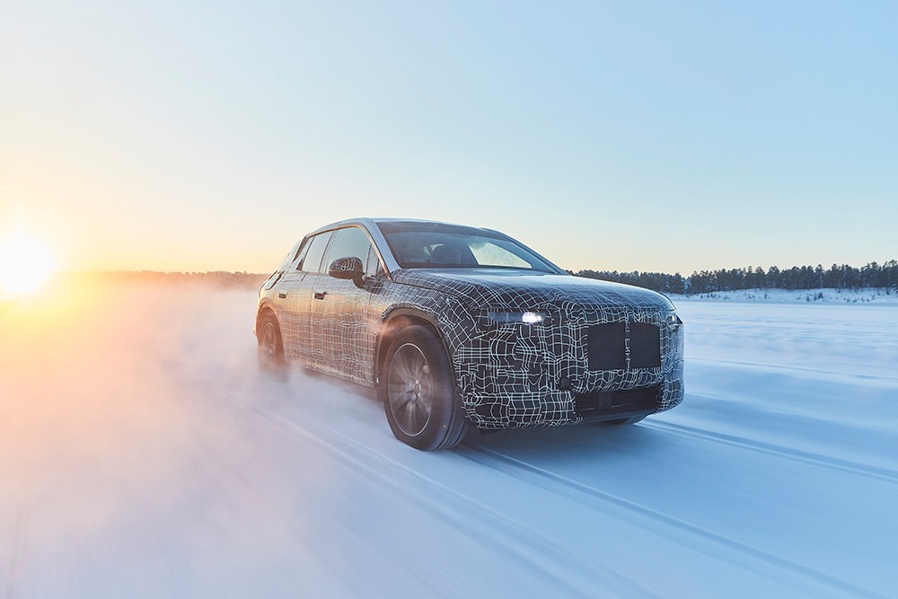 BMW iNEXT تخوض الاختبارات الشتوية
