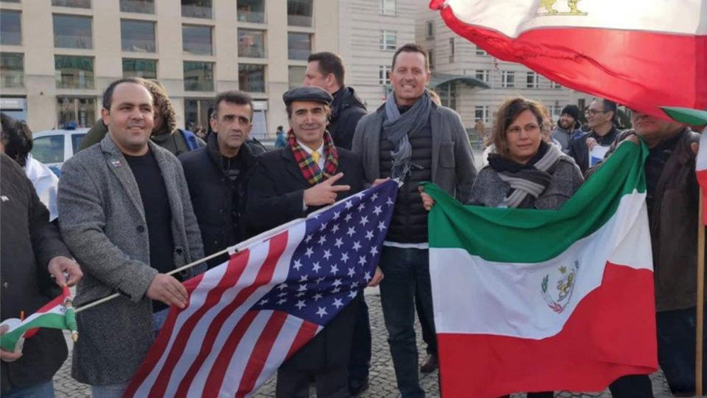 سفير أميركا ببرلين يحضر مظاهرة إيرانيين مناهضين للنظام