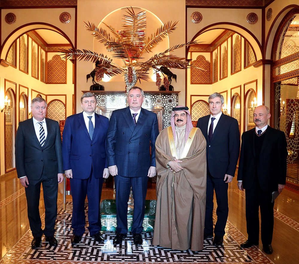 جلالة الملك المفدى يستقبل الرئيس العام للشركة الحكومية لشئون الفضاء بروسيا الاتحادية