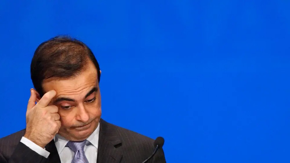 في تطور مفاجئ.. محامي كارلوس غصن يستقيل