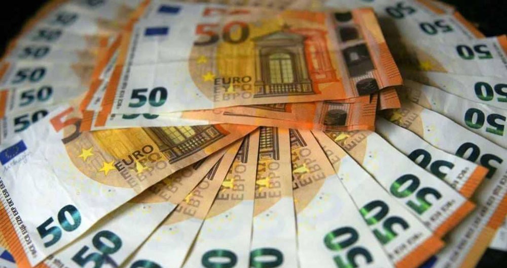بيانات التجارة الصينية تدعم اليورو