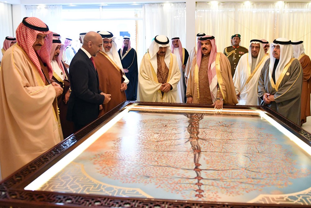 جلالة الملك يستقبل كبار افراد العائلة المالكة الكريمة