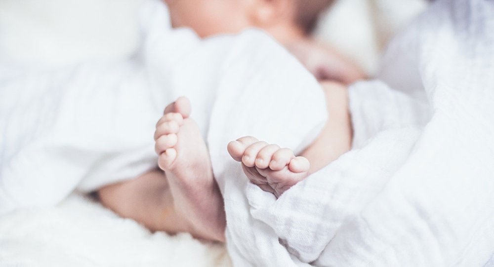 أم تتفنن في تعذيب رضيعتها لهذا السبب