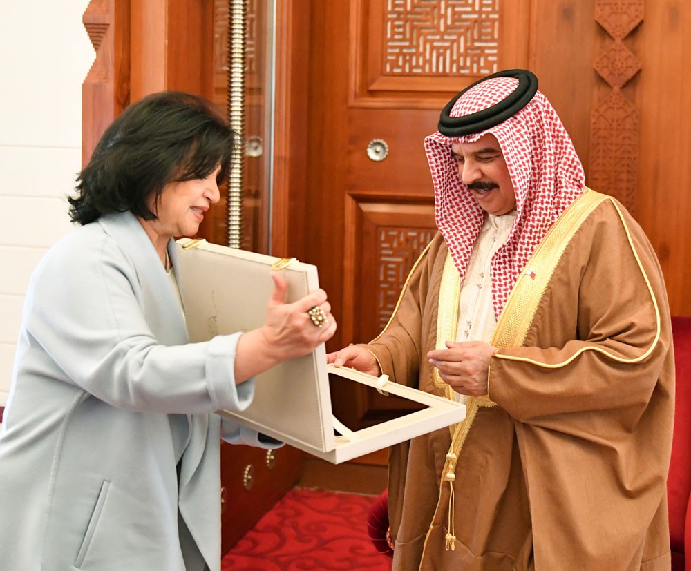 جلالة الملك يشيد بجهود هيئة الثقافة في الحفاظ على التراث الوطني