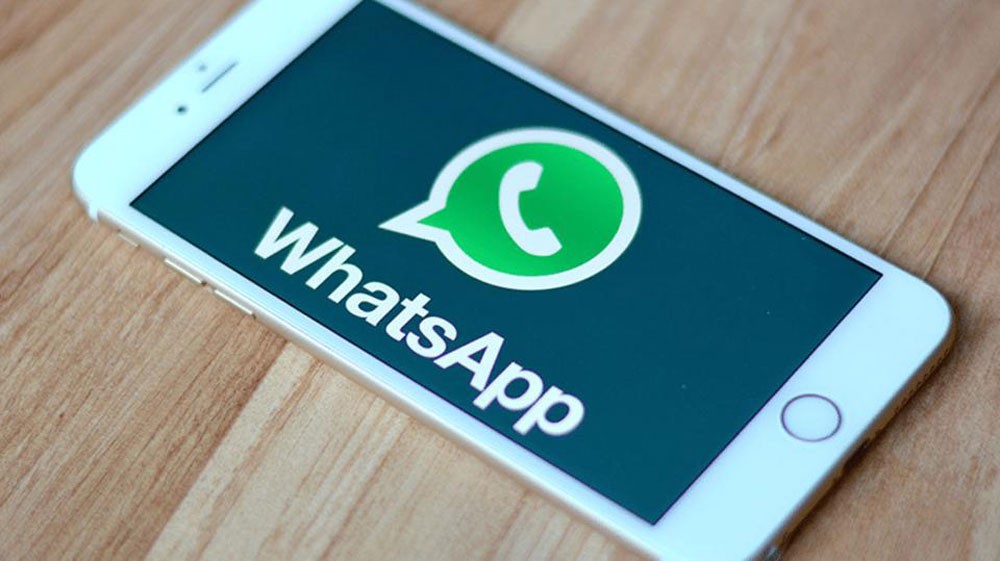 هكذا يمكنك منع إدخالك بـ"جروبات" واتساب بدون إذنك