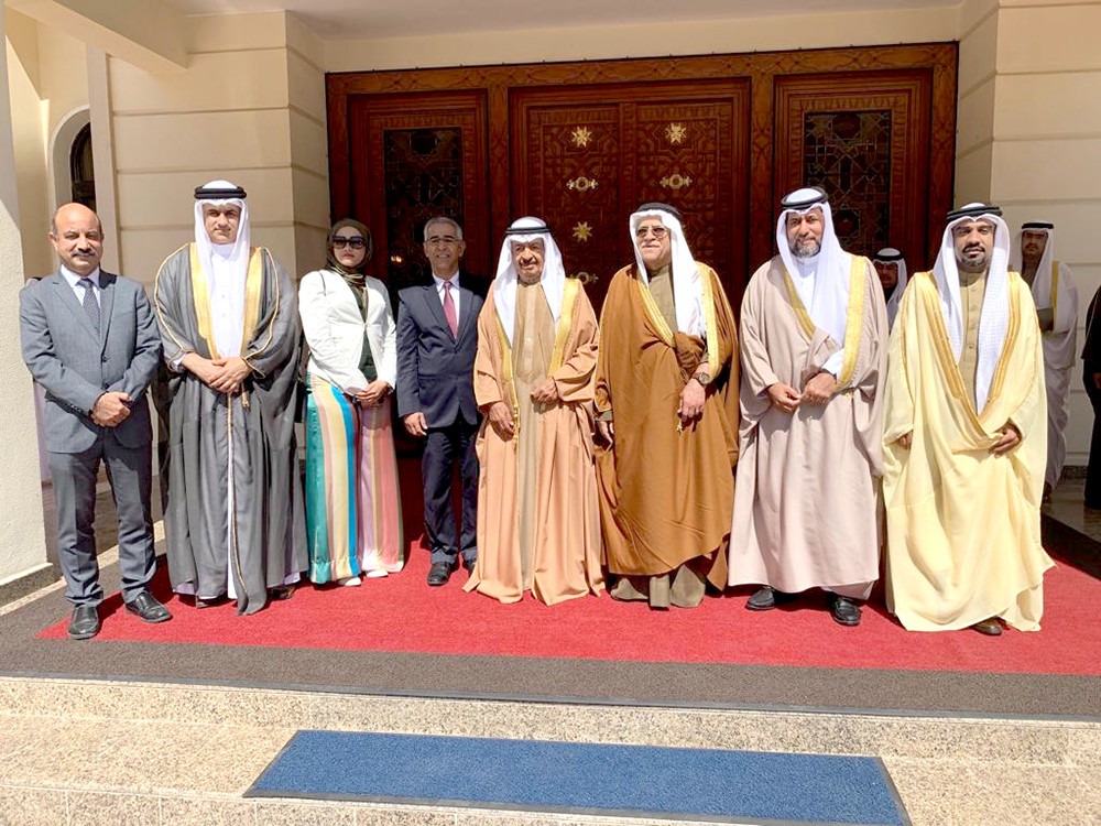 سمو رئيس الوزراء: كل أمر يهم المواطن ويحقق له تطلعاته فنحن له مؤيدين ومساندين