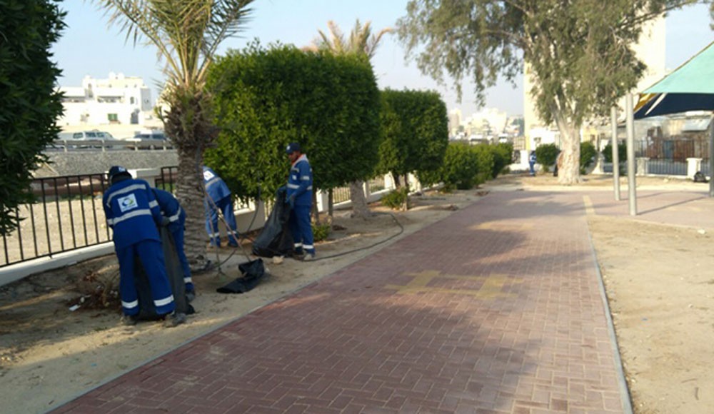 بلدية "الجنوبية" تنفذ حملة شاملة للنظافة في 50 حديقة وممشى واستراحة