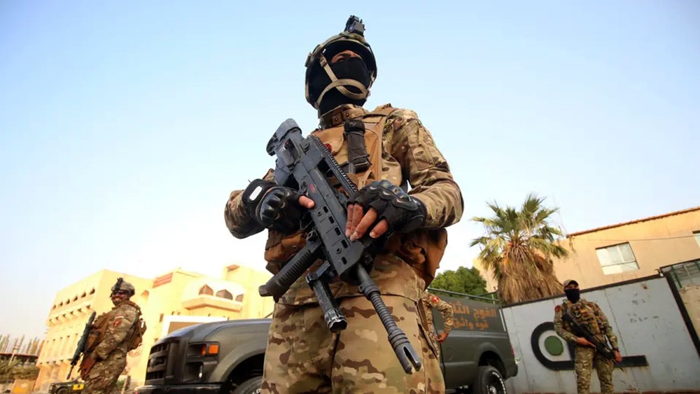 سوريا الديمقراطية تسلم 20 من "الدواعش" الأجانب للعراق