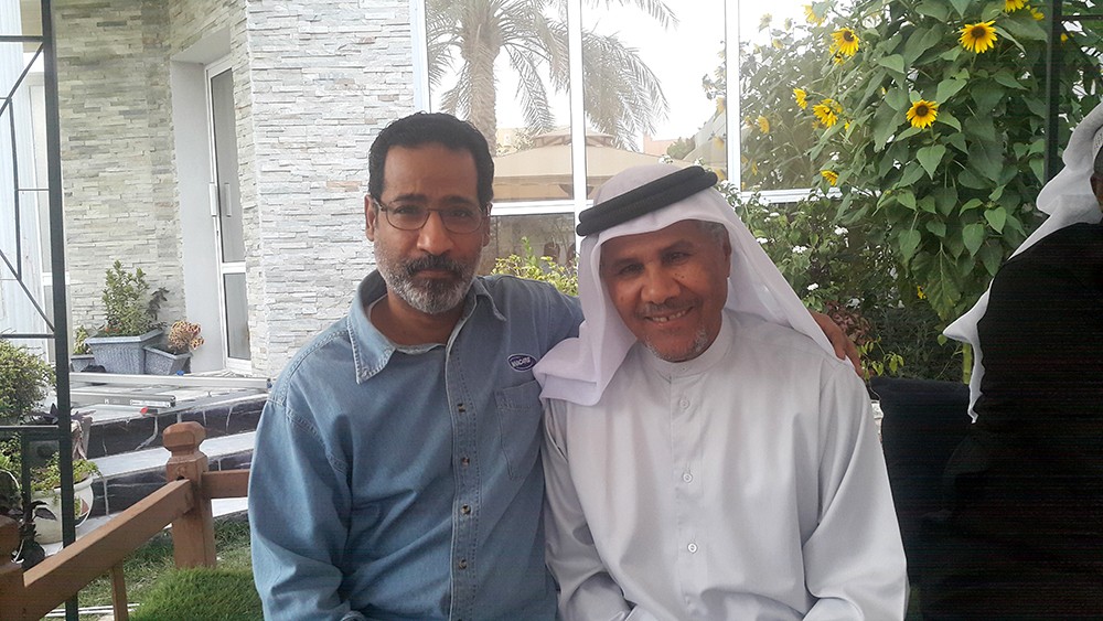 نغموش لـ " البلاد".. عيب الفنانين الشباب الغرور والأكاديميين " يزعلون"