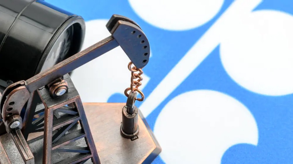 النفط يرتفع مع مقاومة أوبك ضغوط ترمب لتخفيف الإنتاج