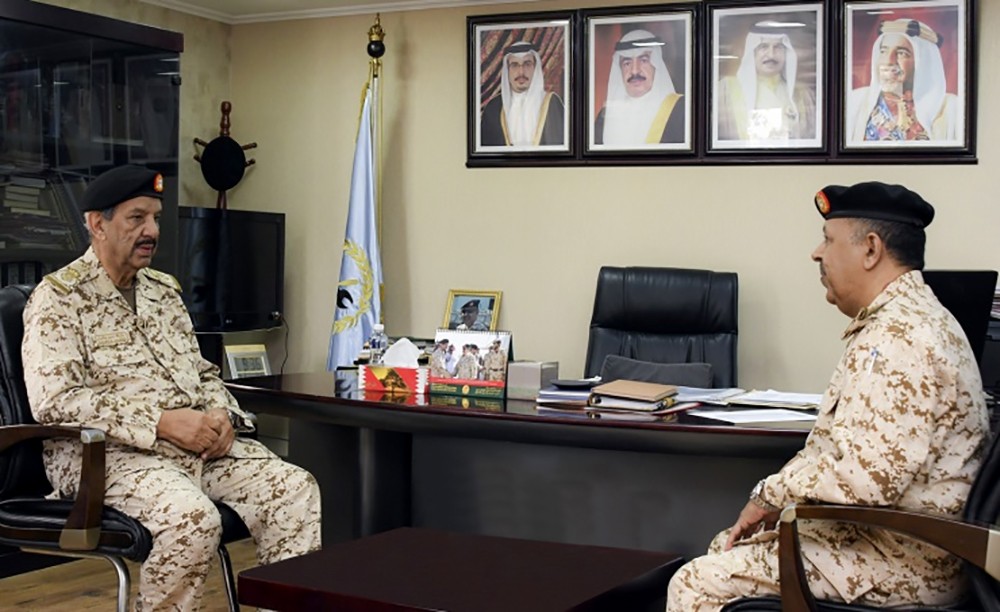 معالي القائد العام يتفقد عددا من وحدات قوة دفاع البحرين